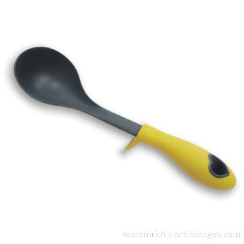 New design nylon pizza slotted turner with TPR handle